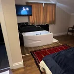 Flored Hotel 3*